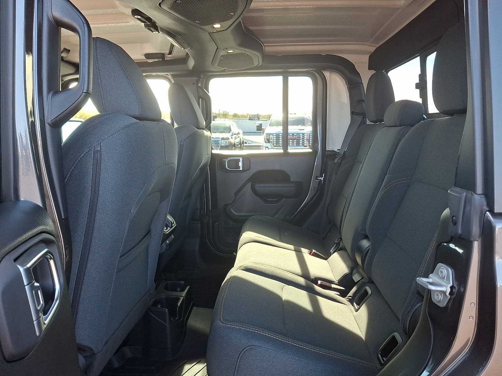 Used 2025 Jeep Gladiator Sport AWD/4WD image 10