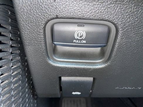 Certified 2023 Jeep Grand Cherokee Limited AWD/4WD image 47