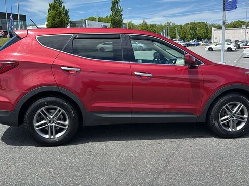 Used 2018 Hyundai Santa Fe Sport AWD/4WD image 4