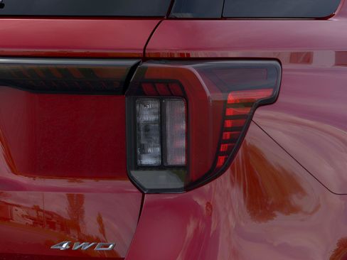 New 2026 Ford Explorer Platinum w/ LUX Leather Package AWD/4WD image 22
