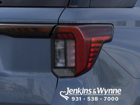 New 2026 Ford Explorer Active RWD image 21