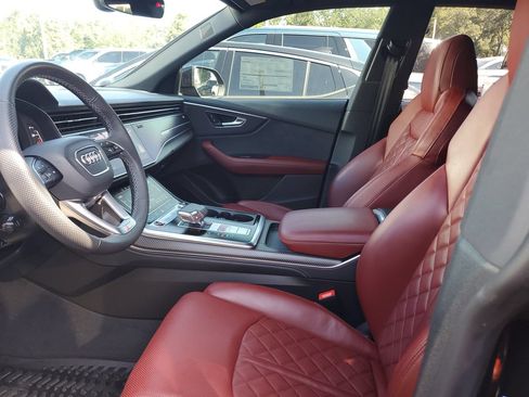 Used 2024 Audi SQ8 Premium Plus AWD/4WD image 18