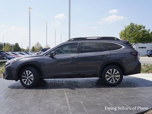 Certified 2025 Subaru Outback Premium image 2