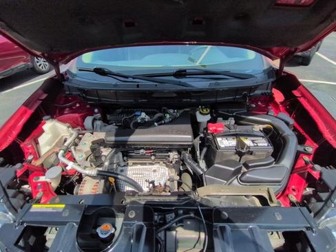 Used 2015 Nissan Rogue SV AWD/4WD image 27