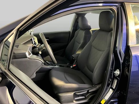 Used 2020 Toyota Corolla LE FWD image 9