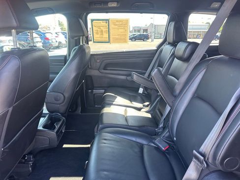 Used 2023 Honda Odyssey Sport image 16