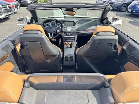 Used 2014 Mercedes-Benz E 550 Cabriolet image 30