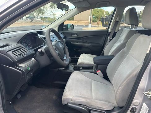 Used 2016 Honda CR-V LX image 5