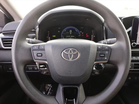 Certified 2025 Toyota Camry LE image 10