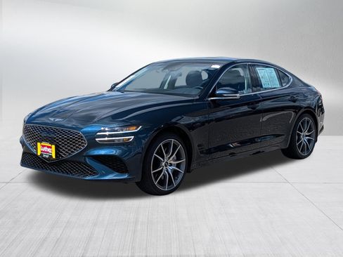 Used 2024 Genesis G70 2.5T AWD/4WD image 3