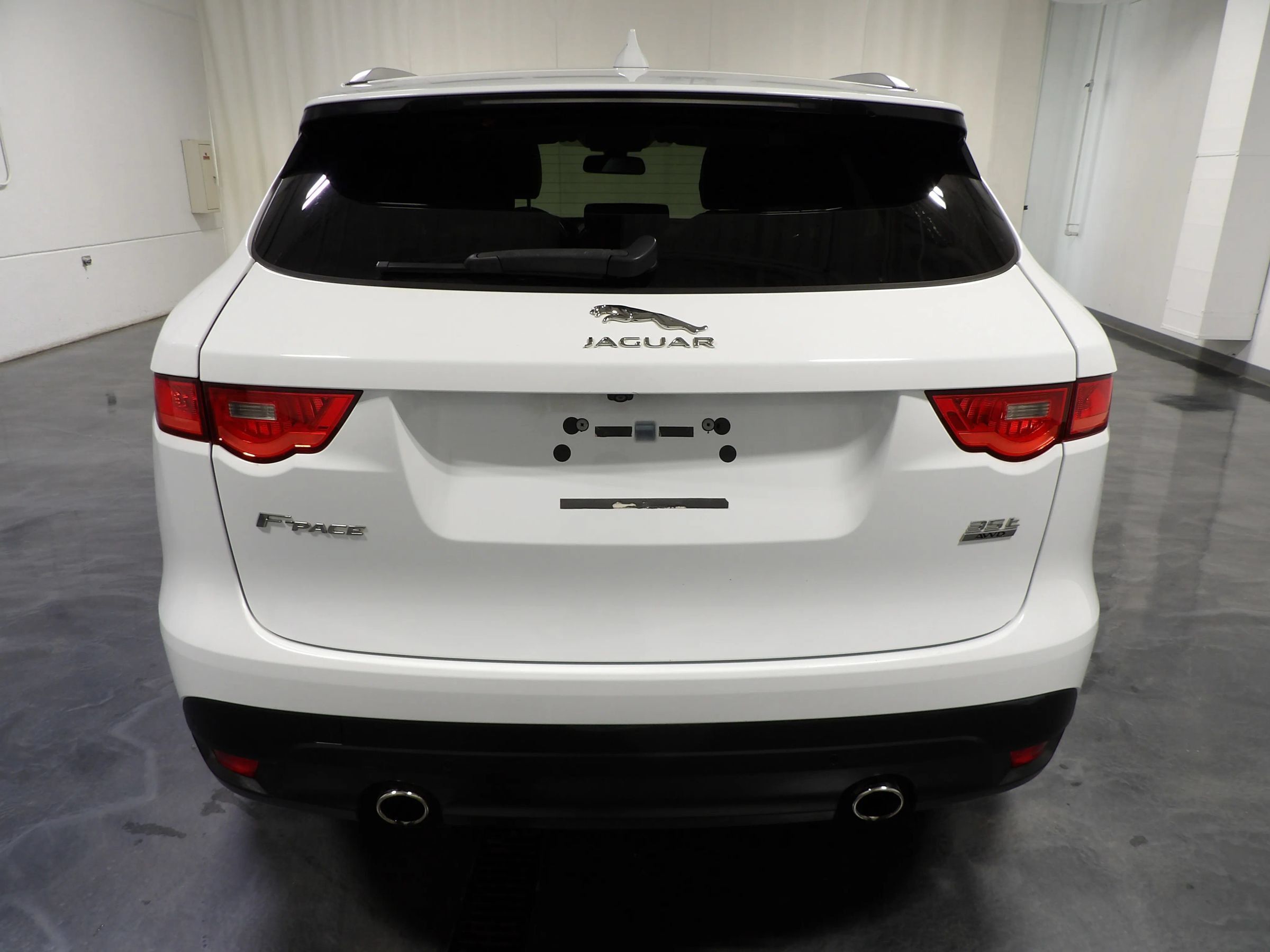 Used 2018 Jaguar F-PACE Prestige AWD/4WD image 6