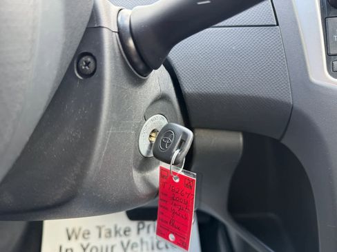Used 2008 Toyota Yaris 2-Door Hatchback FWD image 6