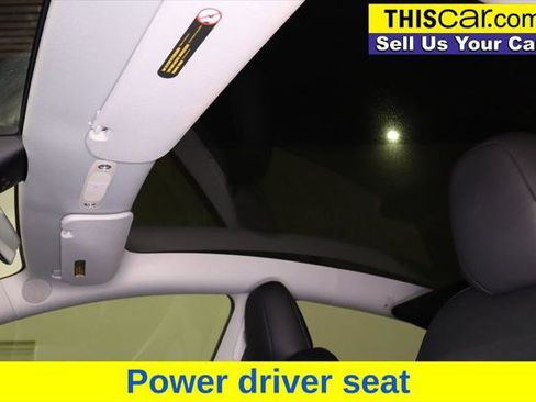 Used 2024 Tesla Model Y Long Range image 15