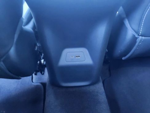 Used 2025 Buick Envision Sport Touring image 32