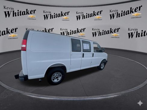 Used 2025 GMC Savana 2500 w/ Driver Convenience Package RWD image 9