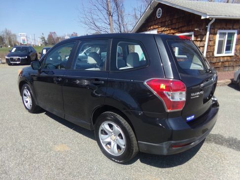 Used 2014 Subaru Forester 2.5i AWD/4WD image 11