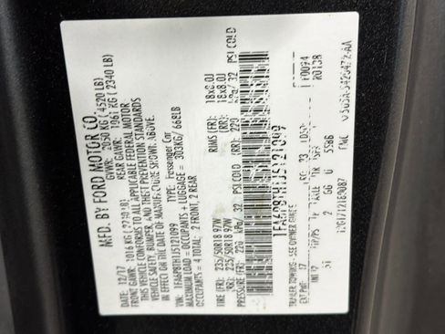 Used 2018 Ford Mustang Premium w/ Equipment Group 201A image 27