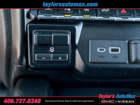 Used 2019 GMC Sierra 1500 SLT w/ SLT Premium Plus Package AWD/4WD image 25