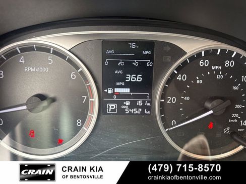 Used 2021 Nissan Versa S image 18