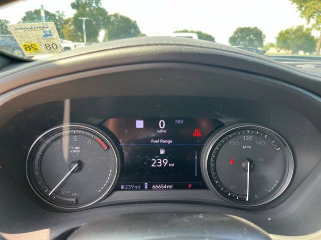 Used 2020 Cadillac XT4 Premium Luxury FWD image 18