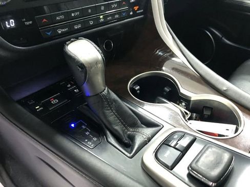 Used 2017 Lexus RX 350 AWD w/ Premium Package image 27