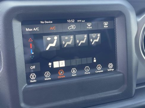 Used 2022 Jeep Wrangler Sport AWD/4WD image 21