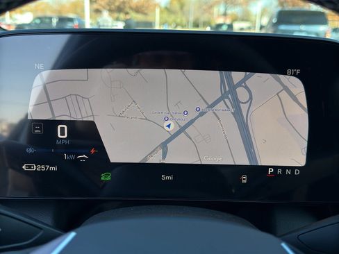 New 2026 Chevrolet Equinox EV LT image 24