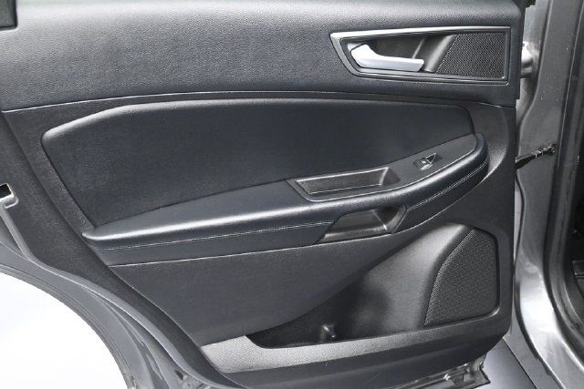 Used 2022 Ford Edge SE w/ Black Appearance Package AWD/4WD image 23