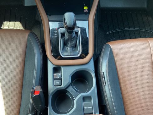 Used 2025 Subaru Forester Touring AWD/4WD image 17