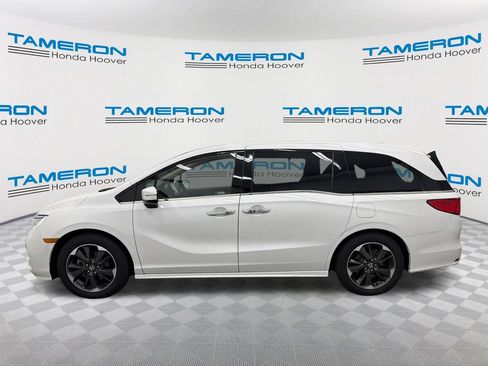 Used 2024 Honda Odyssey Elite image 2