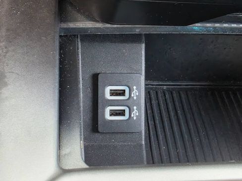 Used 2018 Ford F150 XLT w/ Equipment Group 302A Luxury AWD/4WD image 26