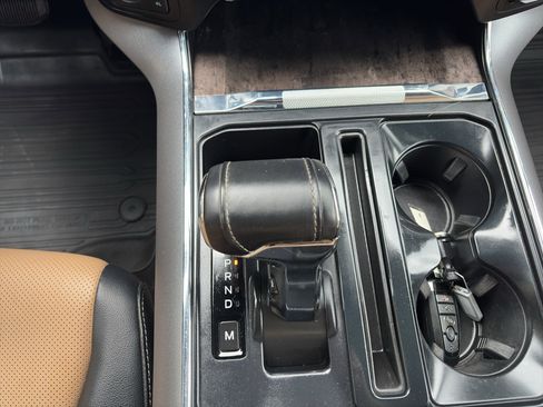 Used 2023 Ford F150 Lariat w/ Trailer Tow Package AWD/4WD image 15
