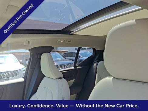 Certified 2025 Volvo XC40 B5 Ultra AWD/4WD image 24