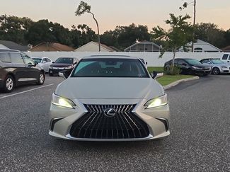 Used 2025 Lexus ES 350 w/ Premium Package FWD video 2