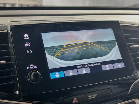 Used 2022 Honda Pilot Touring image 22