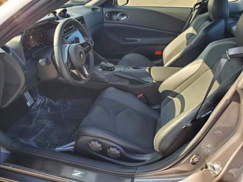 Certified 2024 Nissan Z Performance w/ Floor Mat Package image 11