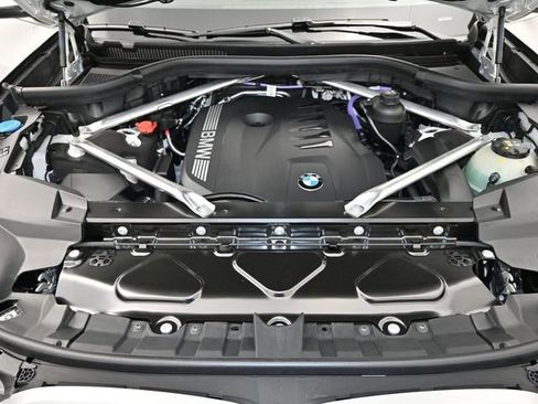 New 2026 BMW X7 xDrive40i image 18