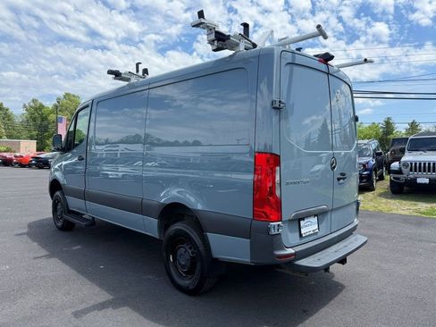 Used 2024 Mercedes-Benz Sprinter 2500 image 6