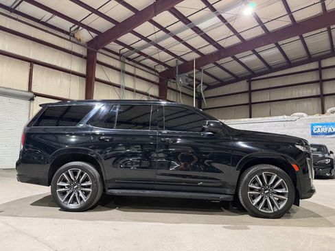 Used 2023 Cadillac Escalade Sport AWD/4WD image 4
