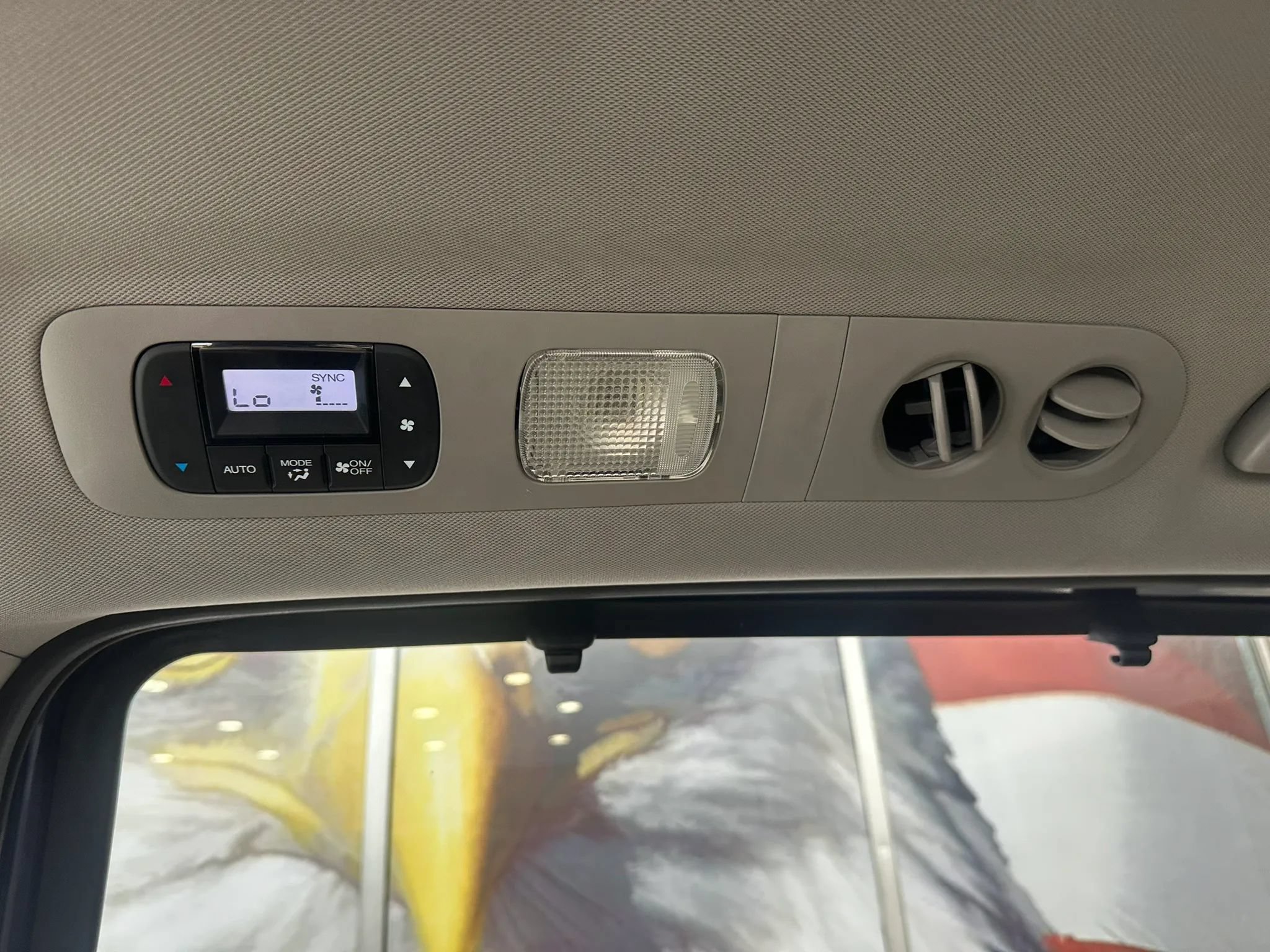 Used 2015 Honda Odyssey EX-L image 18