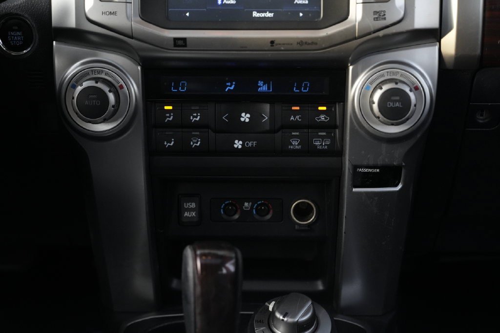 Used 2016 Toyota 4Runner Limited AWD/4WD image 41