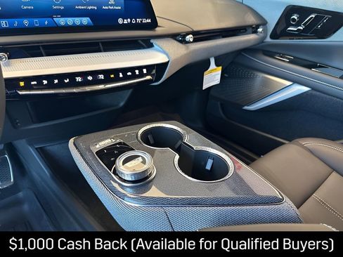 New 2026 Cadillac Optiq Luxury 1 w/ LPO, Floor Liner Package AWD/4WD image 34