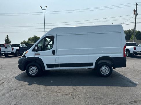 Used 2019 RAM ProMaster 2500 FWD image 2