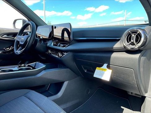 New 2026 Chevrolet Equinox LT image 9