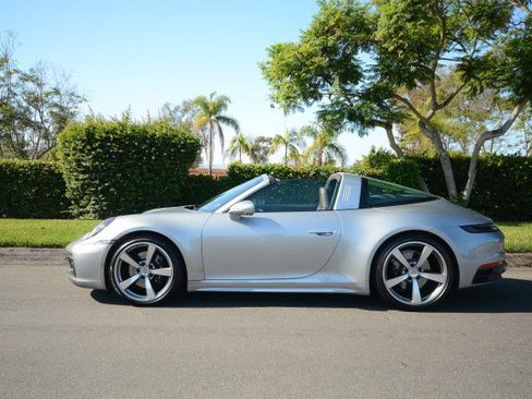Used 2021 Porsche 911 AWD/4WD image 2