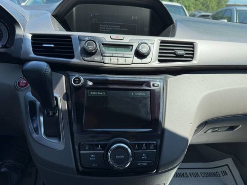 Used 2016 Honda Odyssey Touring Elite image 21