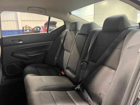 Used 2022 Nissan Altima 2.5 SV image 17