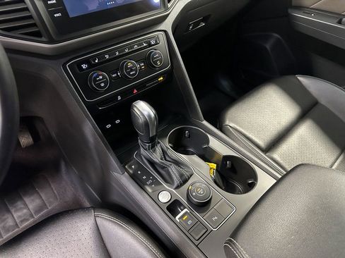 Used 2021 Volkswagen Atlas SE image 68