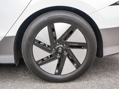 Used 2024 Hyundai Ioniq 6 SEL RWD image 11