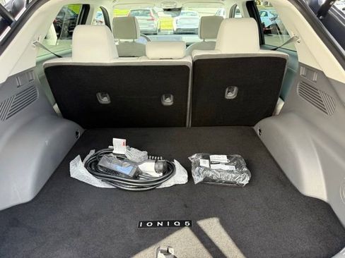 Used 2023 Hyundai Ioniq 5 Limited image 11
